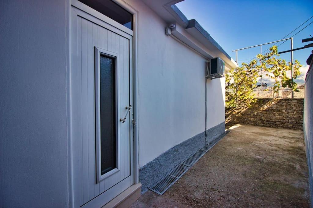 Apartament Emblematic House 3
