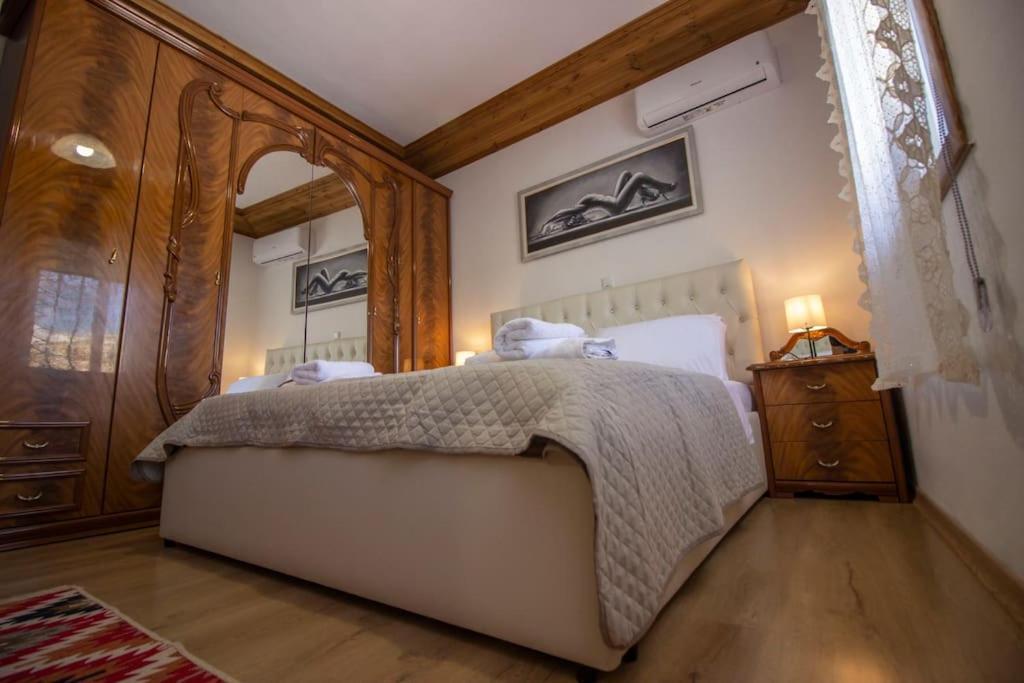 Leilighet Emblematic House 3 *